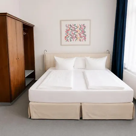 Hotel Saigon Blue