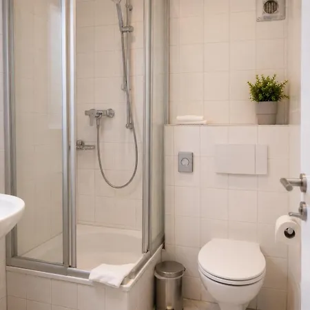 Saigon Blue Hotel 3*