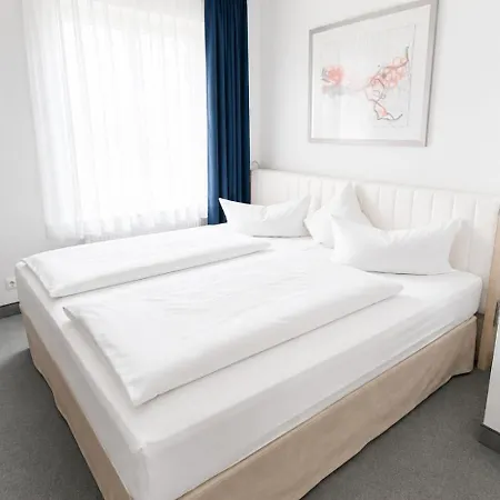 Hotel Saigon Blue 3*