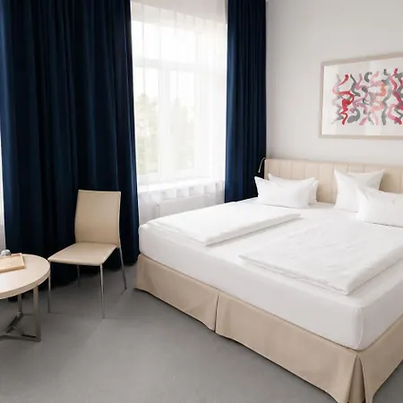 Saigon Blue Hotel 3*